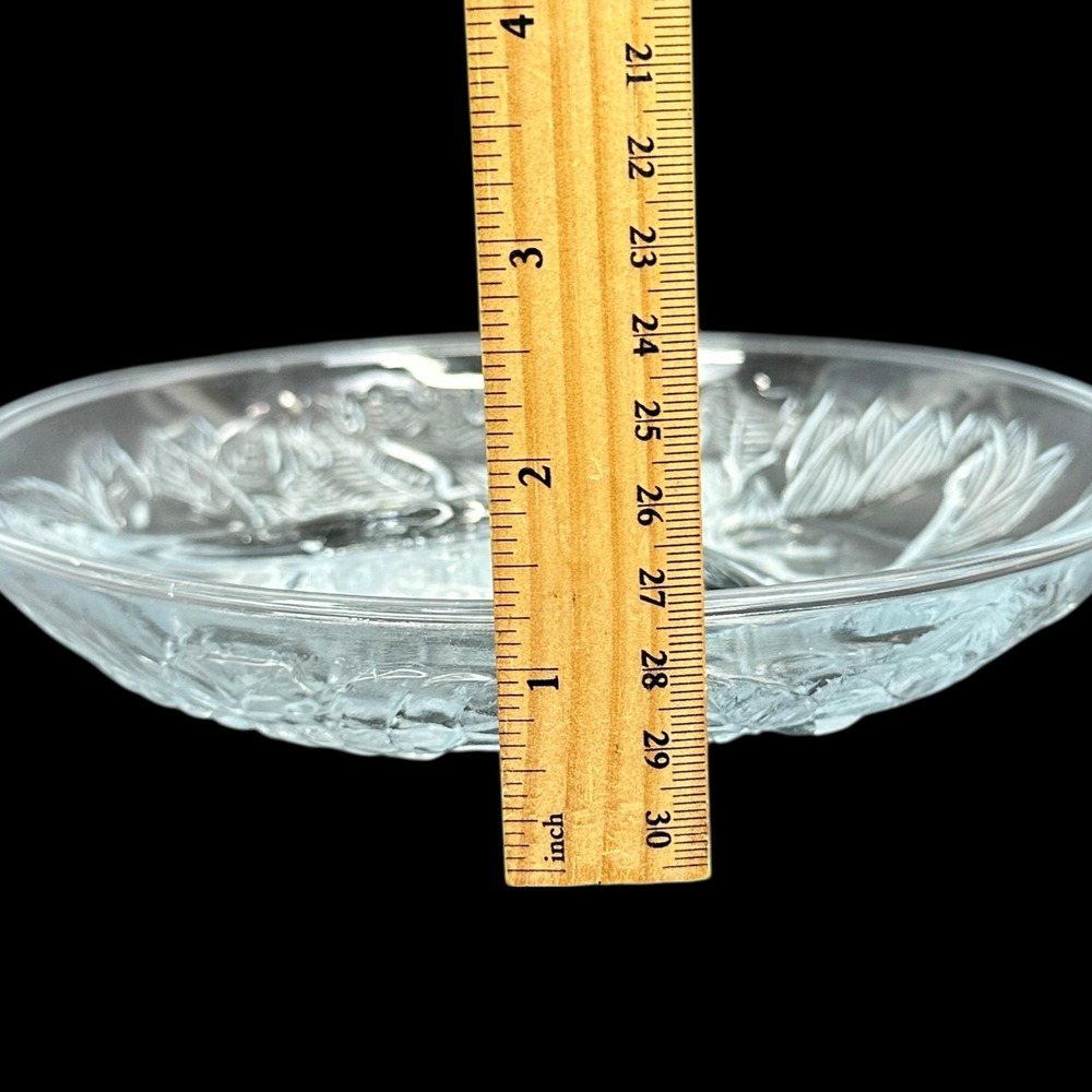 Vintage KIG Indonesia Clear Glass 3 Section Relish Dish Fruit Design 7.75 In - Picture 7 of 8